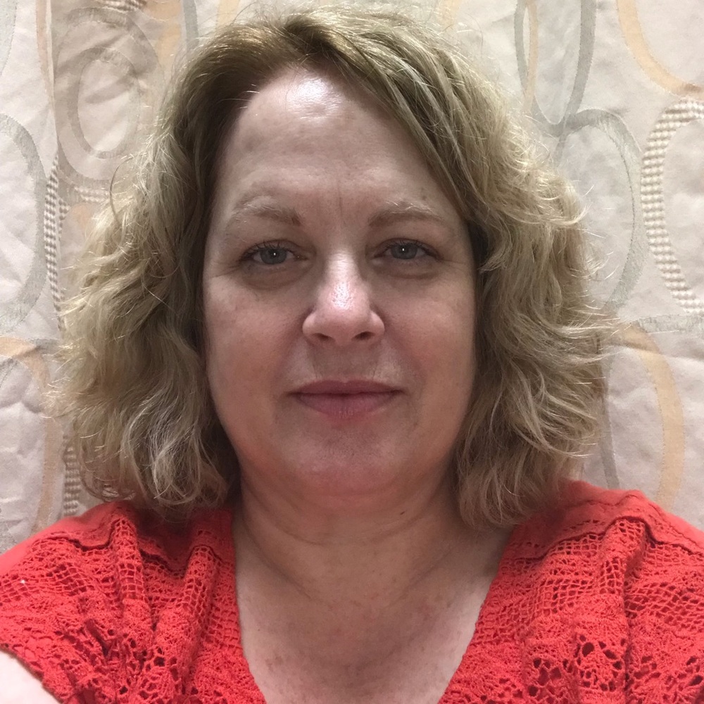 Meet your Posher, Laurie